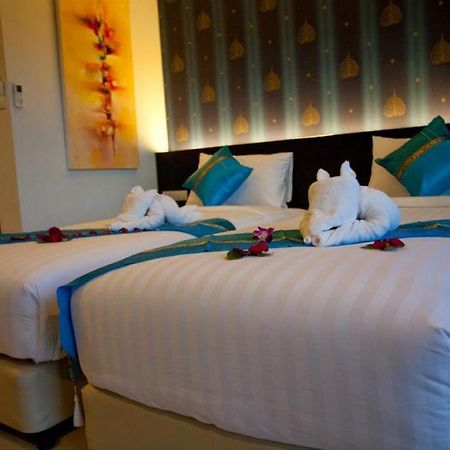 Kata Green Beach Hotel 외부 사진