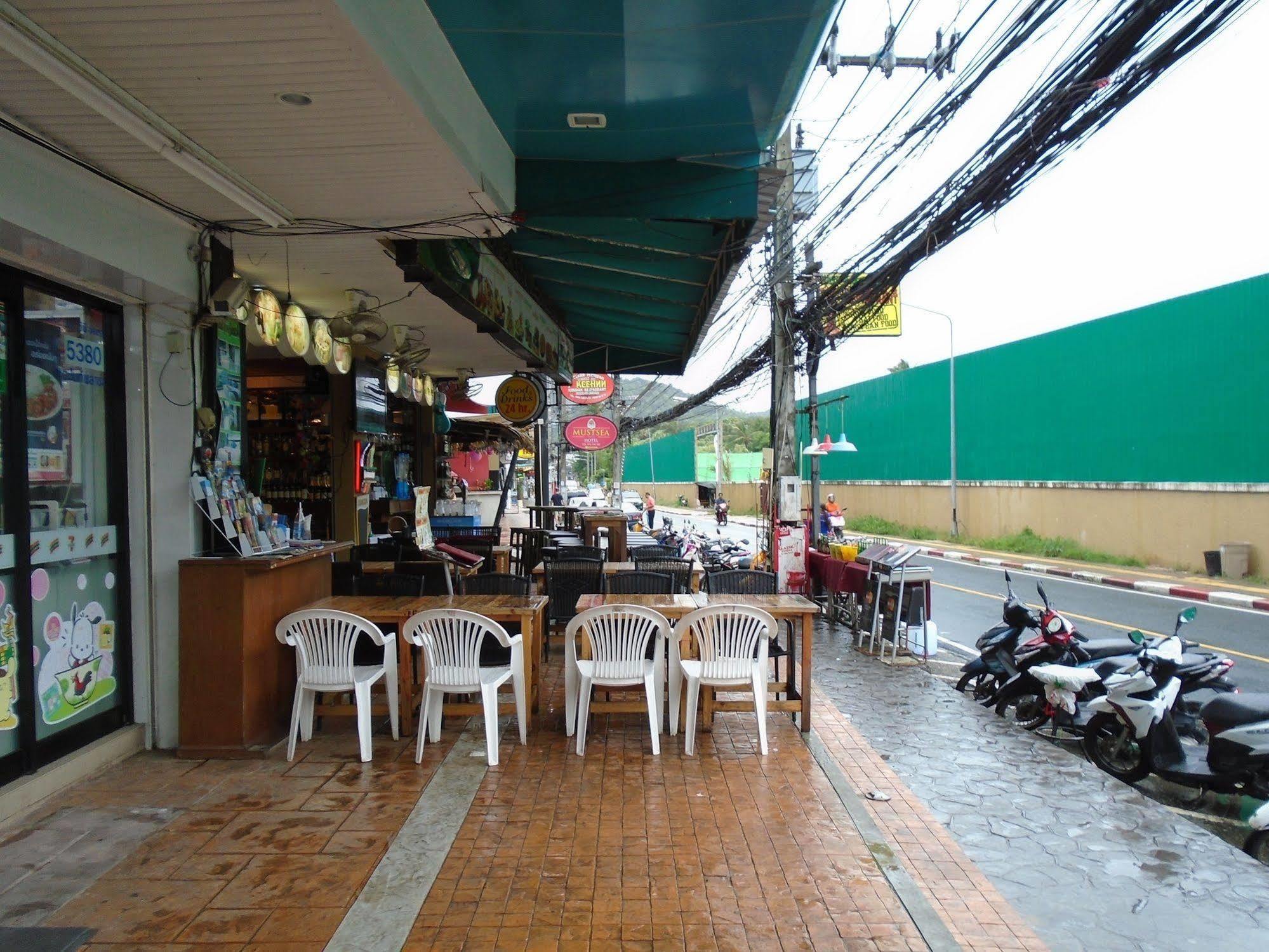 Kata Green Beach Hotel 외부 사진
